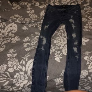Stretchy and fitting jeans.